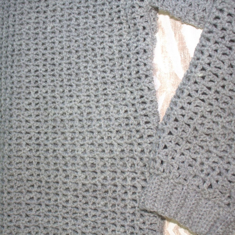 🧶Bizzybe Em's Lightweight Mesh Sweater - Picture 13 of 15